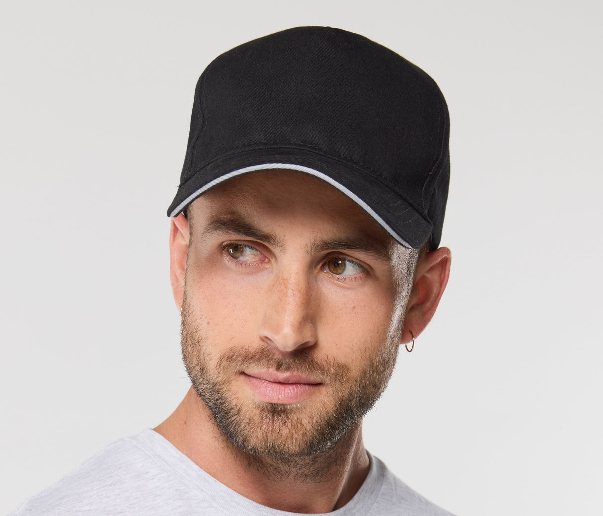 BLACK&MATCH CASQUETTE 5 PANS