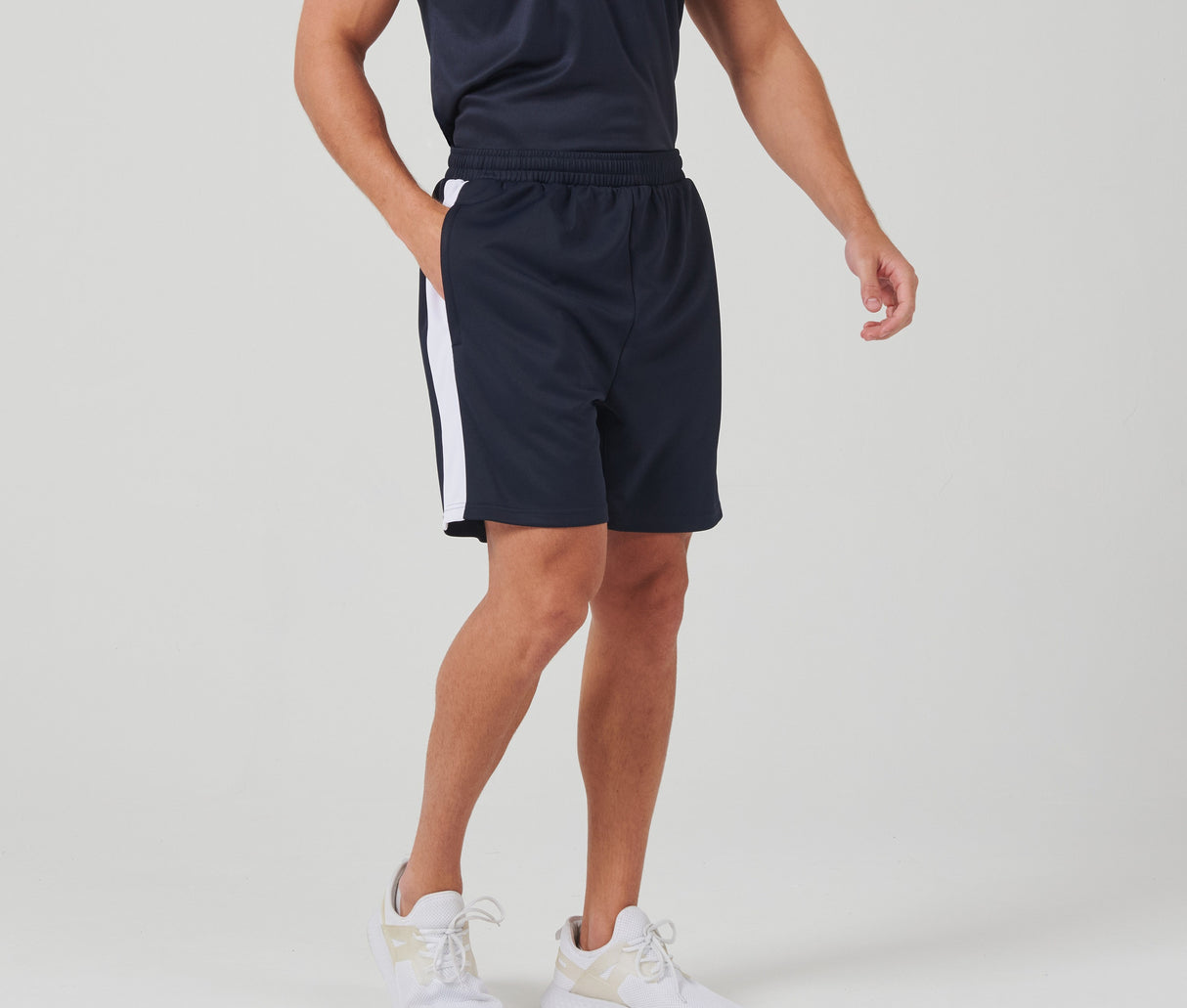 FINDEN HALES ADULTS' KNITTED SHORTS WITH ZIP POCKETS