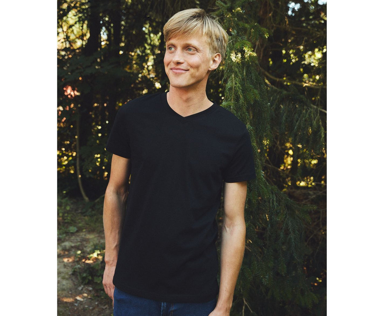 Men's V-neck T-shirt