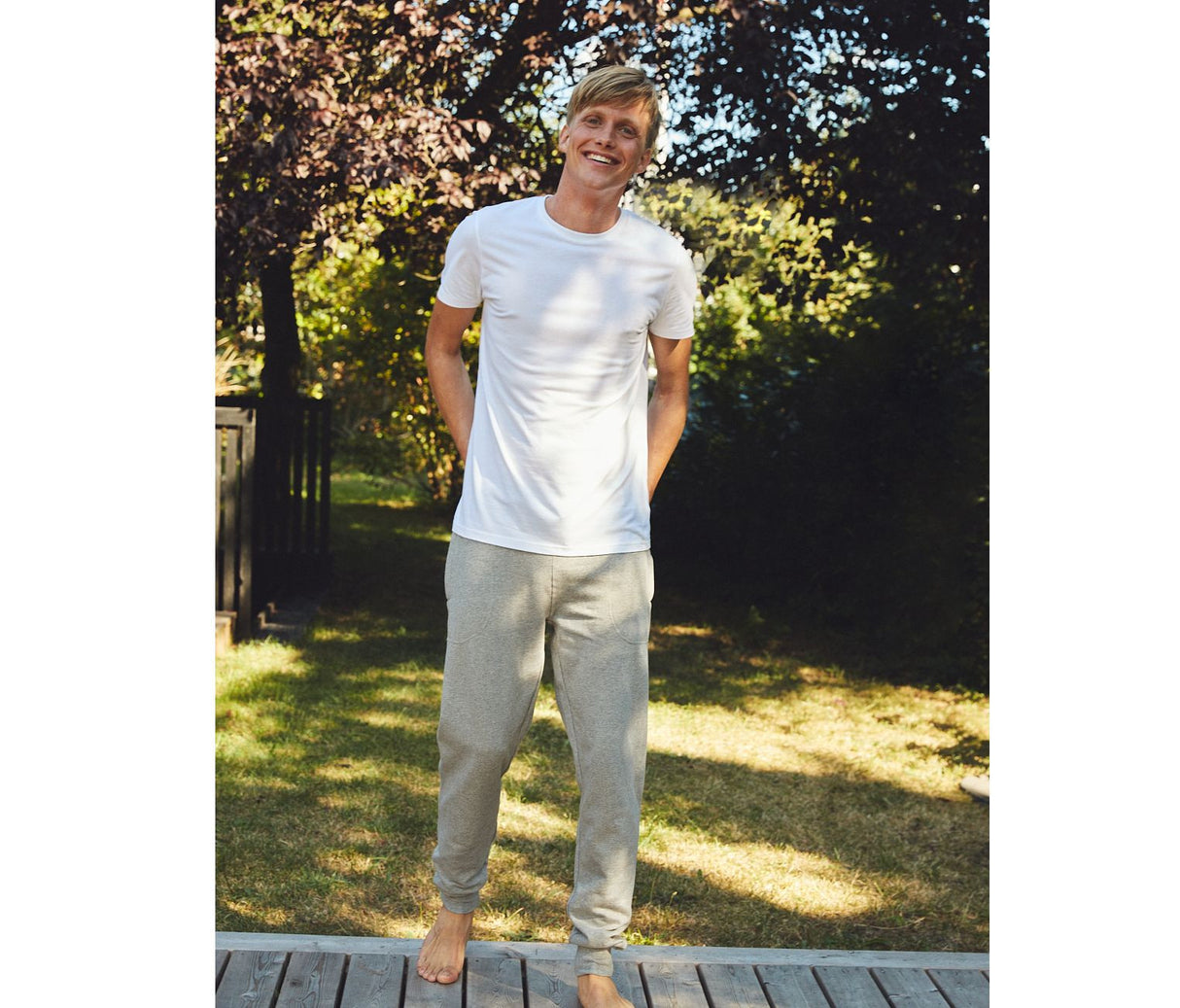 NEUTRAL SWEATPANTS WITH CUFF AND ZIP POCKET