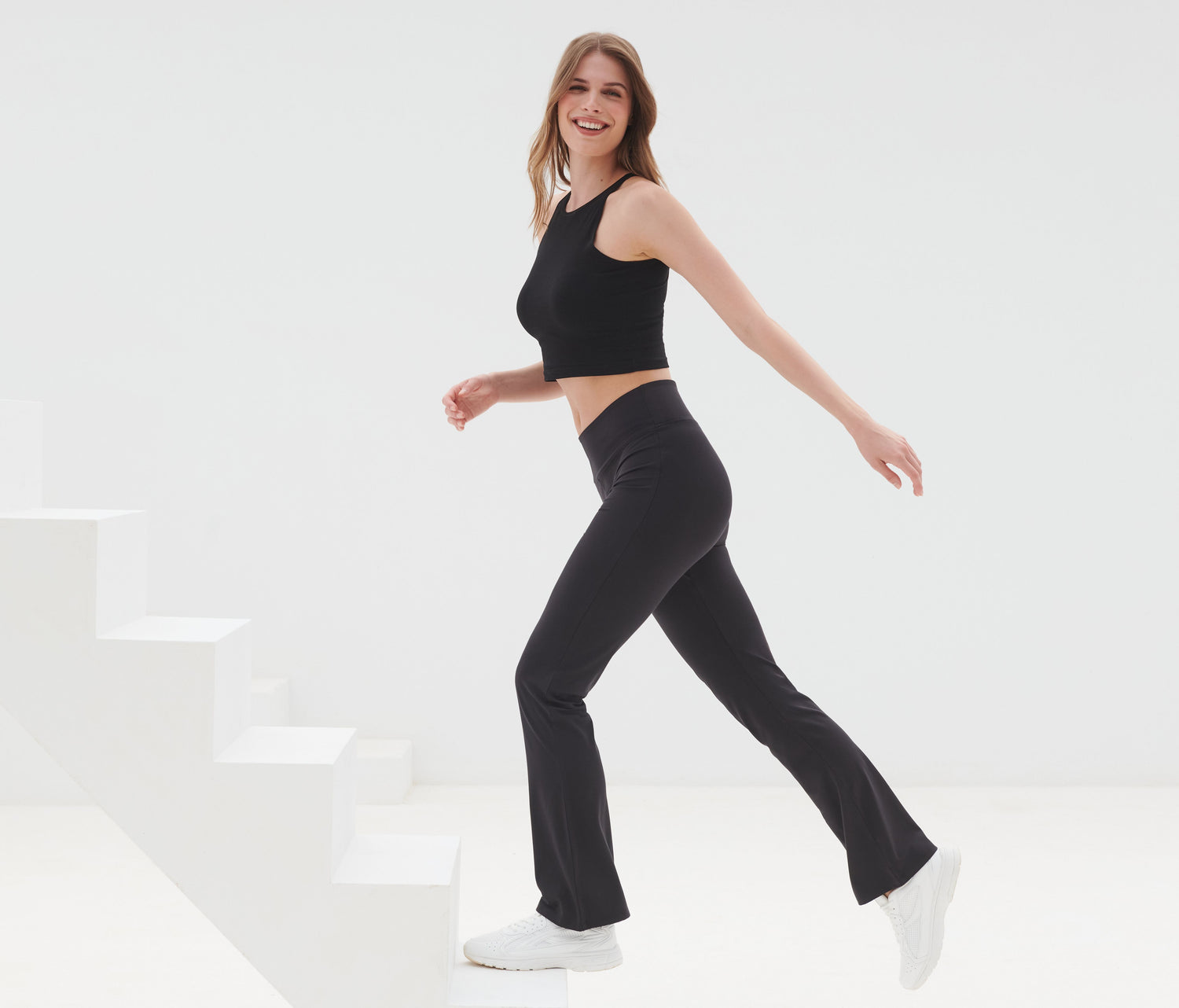 SF CLOTHING WOMEN'S FLARED LEGGINGS